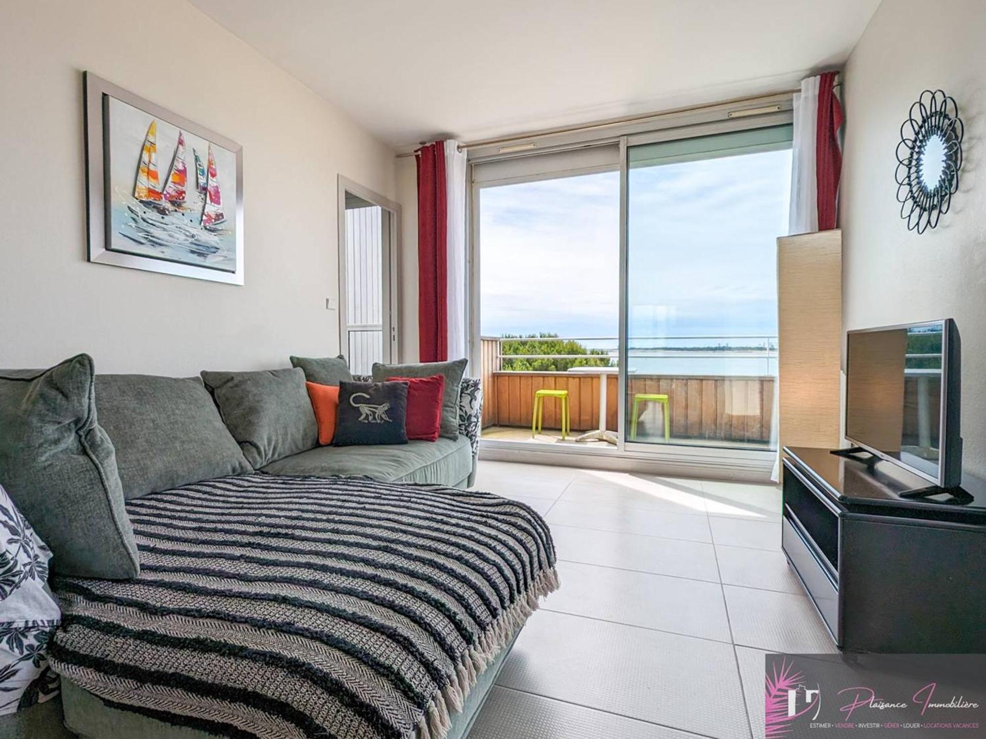 T3, 4 Couchages, Balcon Sud, Proche La Rochelle - Fr-1-825-65 Apartment La Rochelle (Charente-Maritime)